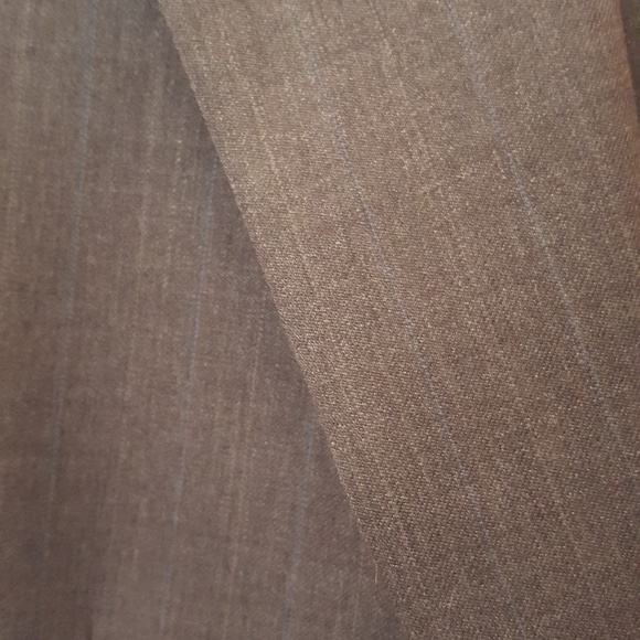 2 Piece Suit - Picture 1 of 2